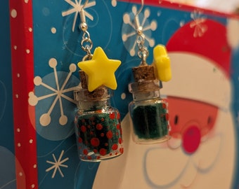 Pendientes lindos del mini tarro del árbol de Navidad