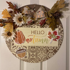 Hello Autumn Sign