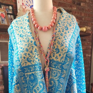 Yak Wool Shawl, Chunky Scarf, Throw Blanket, Paisley & Floral prints reversible handloom Soft Wool Shawl, Soft oversized outfit.