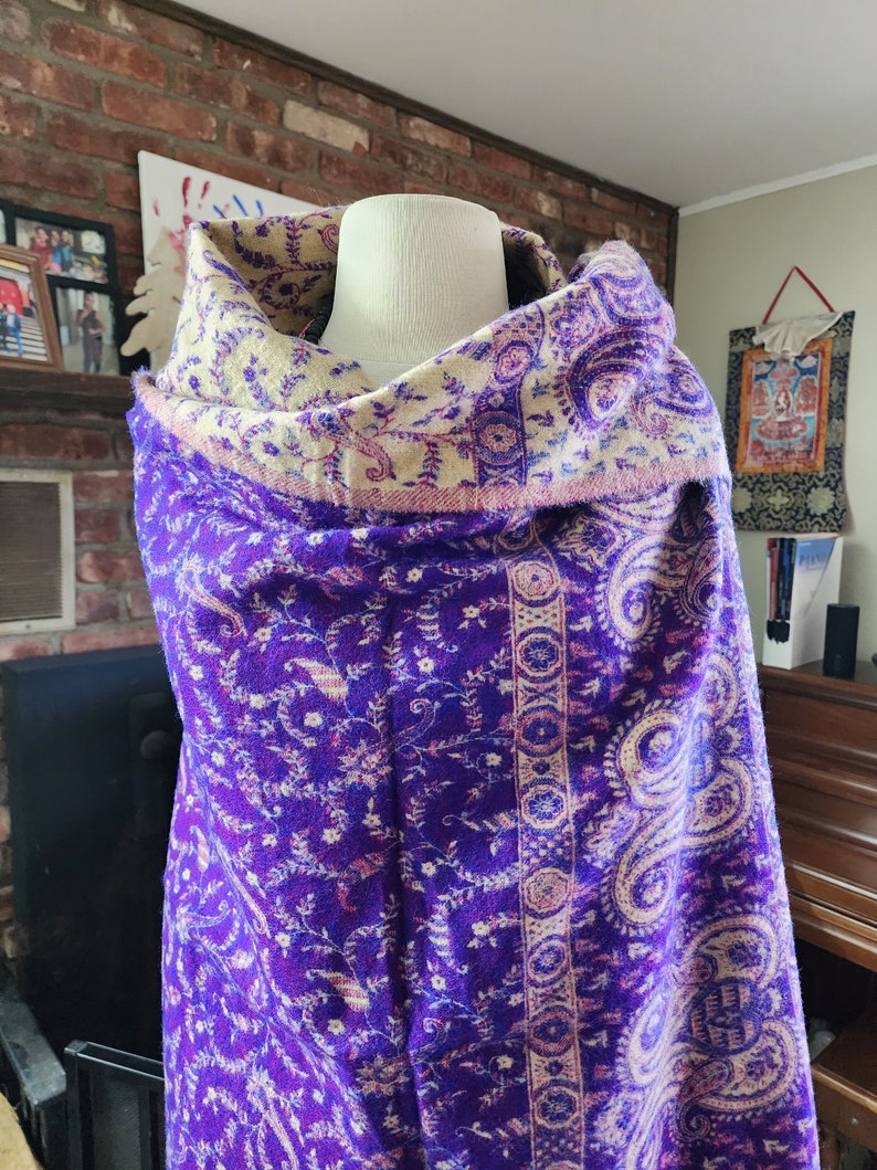 Yak Wool Shawl, Chunky Scarf, Throw Blanket, Paisley & Floral prints reversible handloom Soft Wool Shawl, Soft oversized outfit. image 4