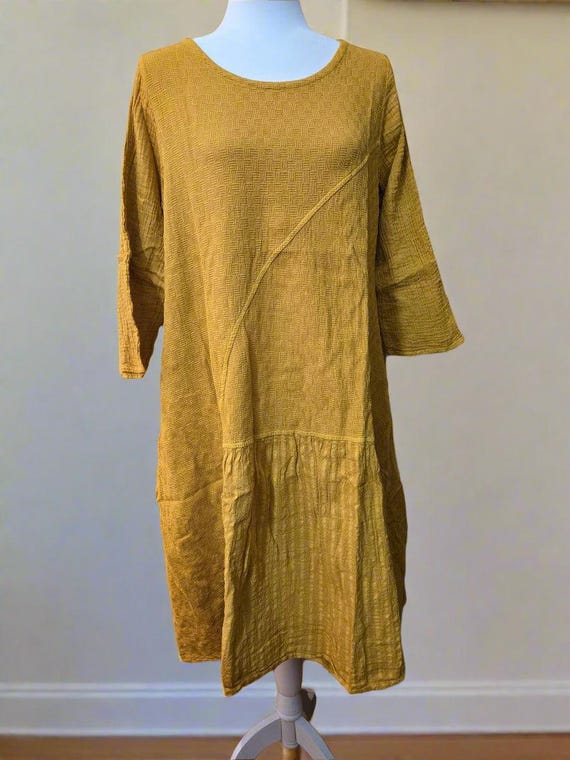 golden hour linen dress Metallic Gold Goddess Dress - Elegant & Timeless, Extra Small | Ellae Lisque main image 0