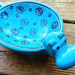 Bol de esteatita con forma de hipopótamo (18 cm de largo), plato para baratijas con forma de hipopótamo, joyero de piedra tallada a mano con forma de hipopótamo, decoración de dormitorio para amantes de los hipopótamos, Comercio Justo de Kenia Turquoise #1