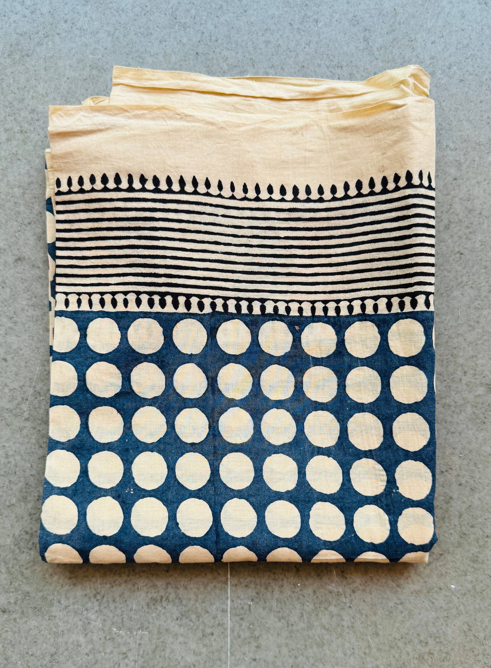 Vibrant Indian Sarong - Versatile Beach Pareo & Chic Scarf | Cotton Block Print Sarong