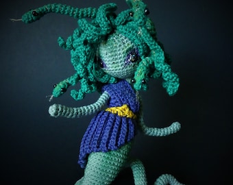 CombiPatternPack Medusa+WaterSprite English(USA)&Dutch bendable doll