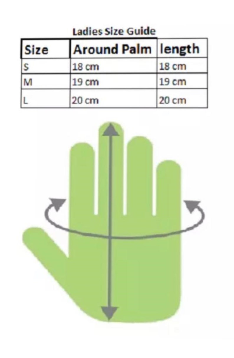 May include: A size guide for gloves, showing a hand with measurements for palm circumference and length. The chart shows sizes S, M, and L with corresponding measurements in centimeters.