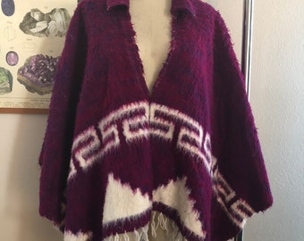 Beautiful vintage purple/pink/white Mexican style boho Aztec poncho