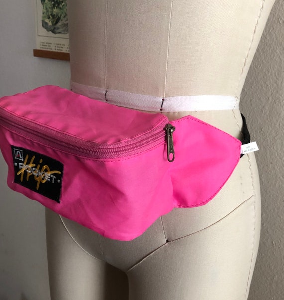 Rad! Vintage 80s/90s pink Hip Pocket fanny pack b… - image 4