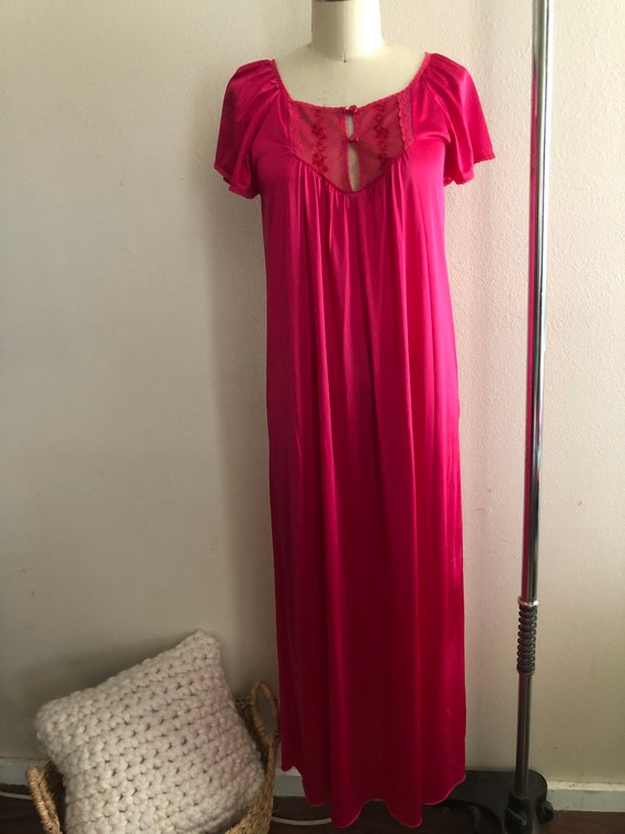 Vintage 70s/80s JCPENNEY magenta pink night gown … - image 2