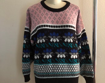 Vintage 80s/90s College Point brand floral sweater size large