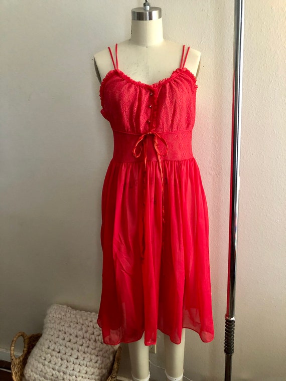 Sweet and sexy red lace vintage 60s/70s semi sheer