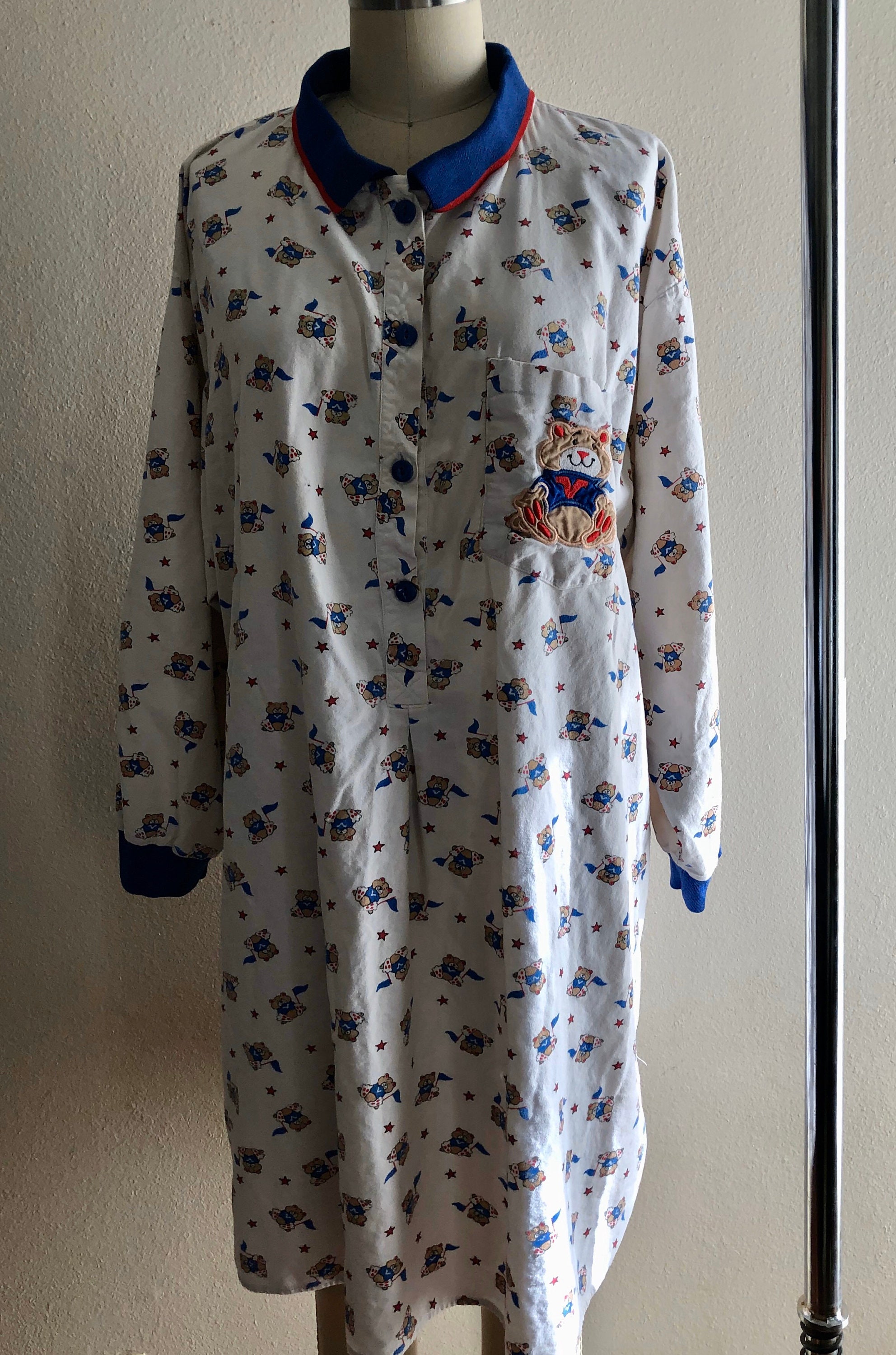 Clearance//vintage 80s/90s Night Gear Sleepwear Varsity