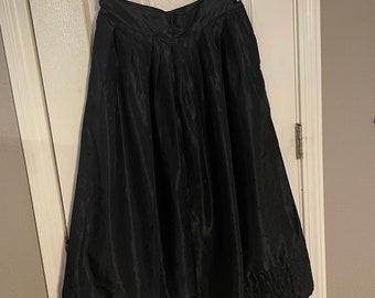 Gorgeous vintage Liz Claiborne high waisted black a line skirt