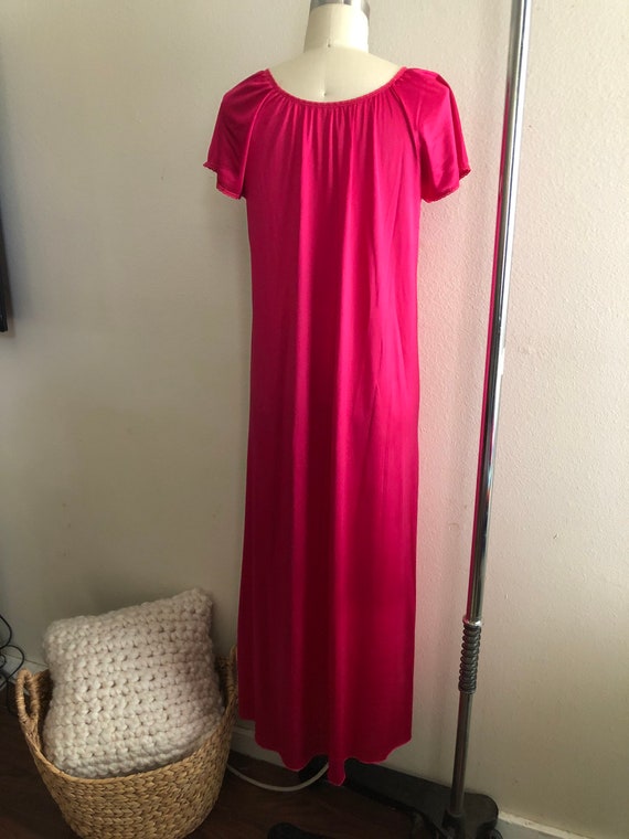 Vintage 70s/80s JCPENNEY magenta pink night gown … - image 3