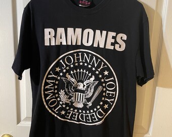 RAMONES ヴィンテージ　Tシャツ il_340x270.5408224681_mvyg.jpg