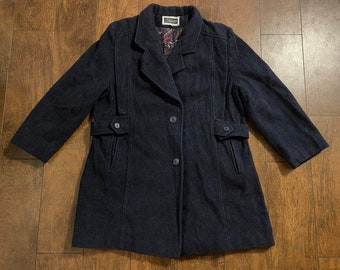 Beautiful vintage plus size dark blue pea coat by Abbmoor