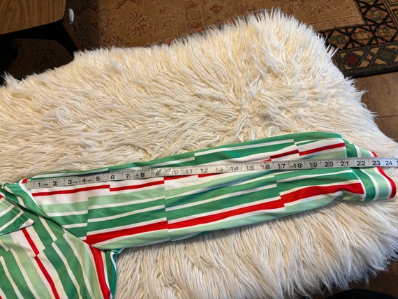 Vintage 1960s/1970s red green and white striped l… - image 7