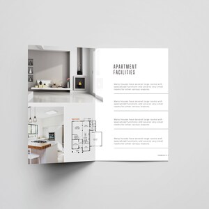 K&ouml;nnte beinhalten: Eine Brosch&uuml;re f&uuml;r eine Wohnanlage mit Bildern eines Wohnzimmers mit Kamin und einer K&uuml;che. Der Text der Brosch&uuml;re lautet "Wohnungs-Einrichtungen" und beschreibt die Ausstattung der Wohnung.