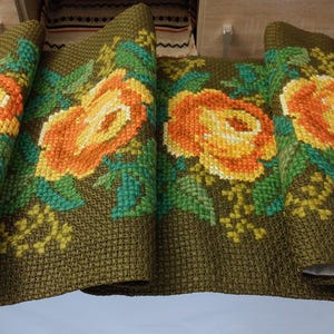 スカンジナビアのバラの刺繍壁掛け、クロスステッチの手刺繍の花柄タペストリー、大きな花柄壁掛け (-)