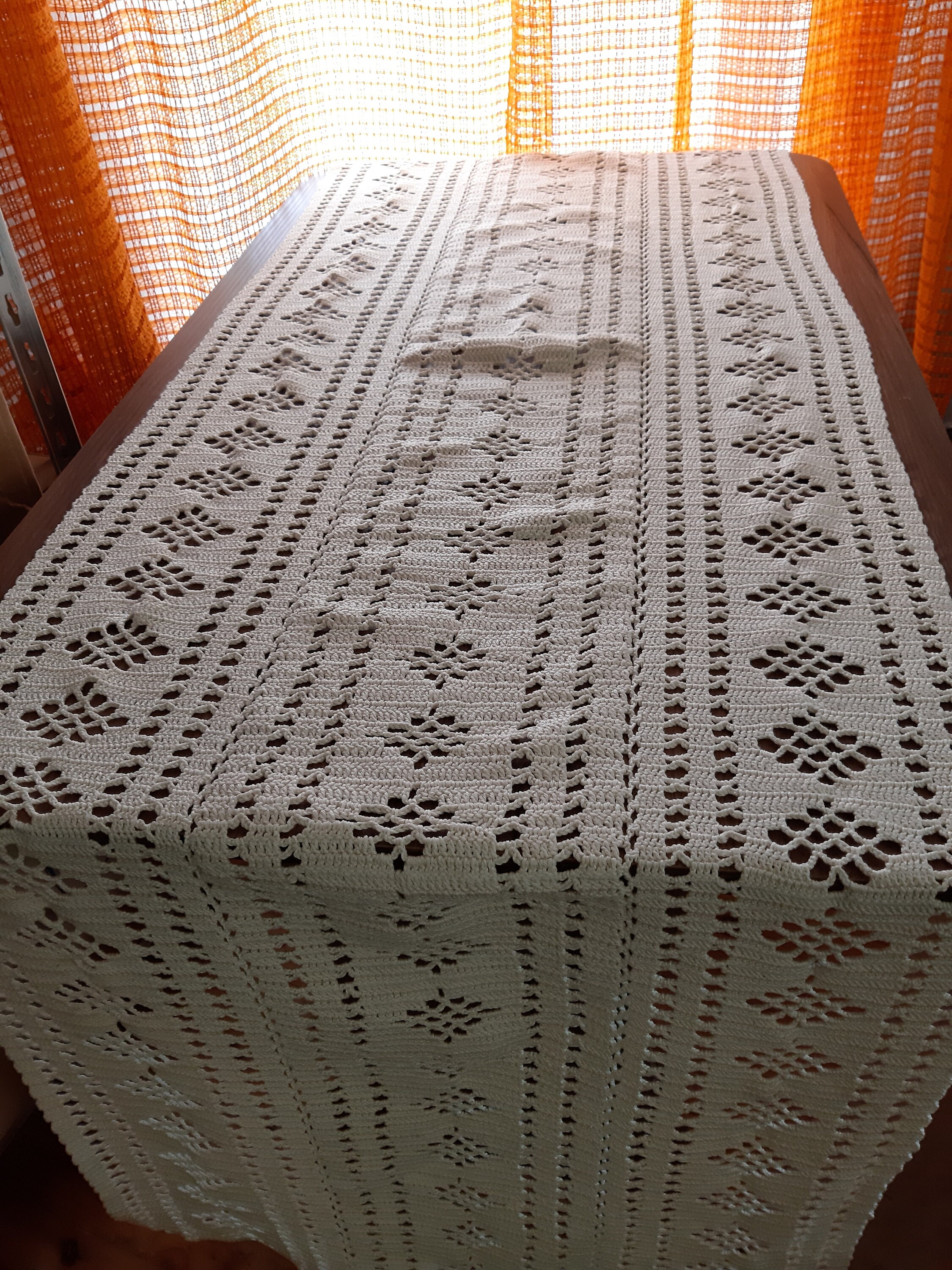 かぎ針編みのテーブルランナー、ヴィンテージかぎ針編みのコットン