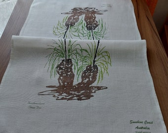 Vintage Australia hand printed collectible linen tea towel - table mat (E7)