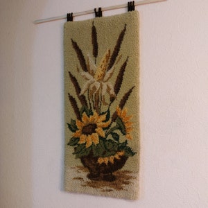 Vintage floral thic wool wall hanging , Wool tapestry , rya rug wall art , wool wall decor (-)