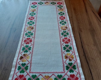 Vintage hand embroidered short linen table runner - table mat, table topper, table dressing, vintage table linens , Scandinavian (E8)