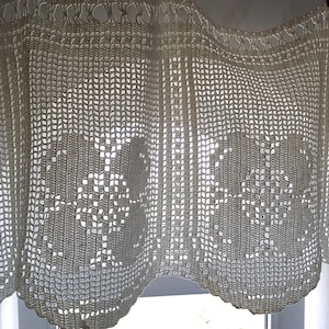 Vintage Handmade Beige Crochet valance curtain, vintage valance, crochet curtain, Beige valance, valance (12)