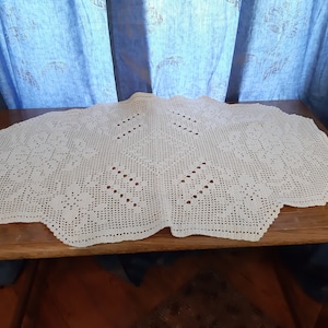 Vintage skandinavisch handgehäkelt dicker Baumwoll beige Tischläufer, Kaffeetisch Teetisch Tischdecke Dekor Tischkleid (E8)