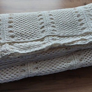 Vintage handmade crocheted bedspread , crochet bed cover , vintage bedding , Vintage Housewarming, Vintage Home textile (E14)