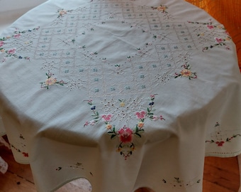 Very Fine work Hand embroidered Vintage square tablecloth, Vintage kitchen tablecloth, Scandinavian vintage embroidered tablecloth (E8)