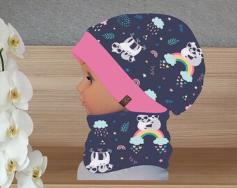 Set aus Beanie-Mütze mit Loop-Schal, "Faultier & Regenbogen" für Mädchen, Bündchenfarbe wählbar (auf Wunsch ohne Bündchen)