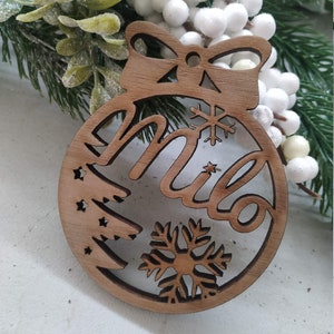 Customizable wooden Christmas ball