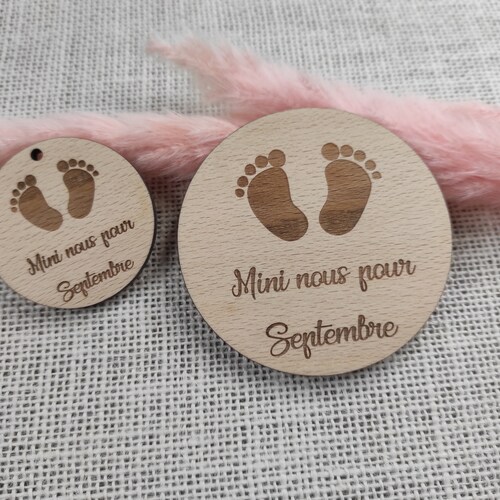 Body Annonce Grossesse "Petits Pieds 2025" Blanc Coton - Mini Nous, Fait Main En France