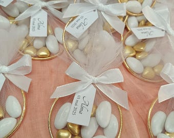 Wedding favors for baptisms and birthdays. Sugared almond rings.