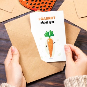 Tarjeta "I Carrot About You", tarjetas con juegos de palabras sobre comida, tarjeta de cumpleaños con juegos de palabras, tarjeta de aniversario con juegos de palabras, tarjeta de felicitación con juegos de palabras, tarjeta para el mejor amigo, tarjeta de agradecimiento