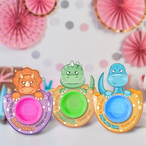 Play Doh Dinosaurs Valentijnsdagkaarten set van 3, dinosaurus Valentine-tags, klaslokaal valentijnscadeaus Non-Candy Party Gunsten