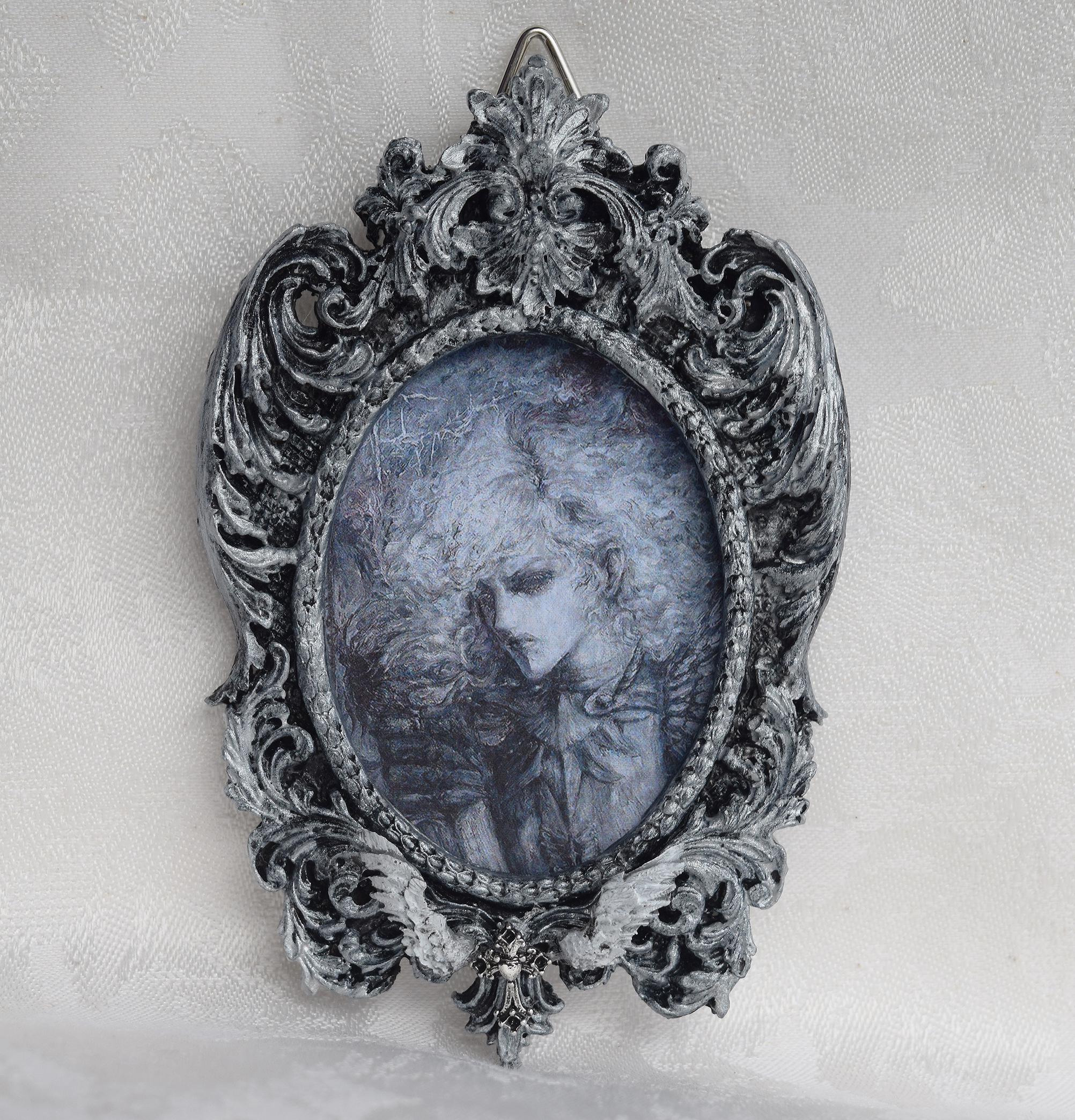 Silver Berserk Griffith Frame