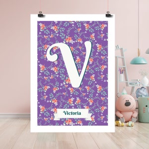 Cartel de impresión de flores de nombre de niñas para la habitación de la guardería, inicial del monograma del nombre personalizado, cartel del alfabeto, letra de color personalizada, decoración de la habitación floral
