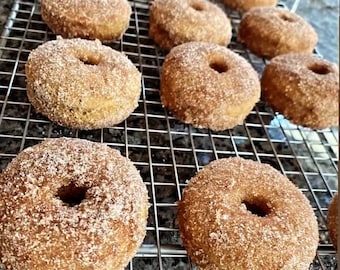 Apple cider donuts