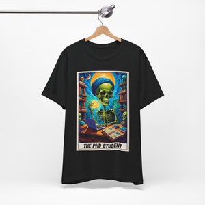 T-shirt unisexe Tarot drôle pour doctorants : cadeaux de remise des diplômes de doctorat pour lui 2024 Nouveauté académique drôle Doctorat