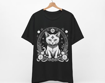 Gato gótico | T-shirt unisex do gato gótico oculto | gótico camiseta | Geometria sagrada