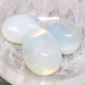 Opaliet trommelstenen
