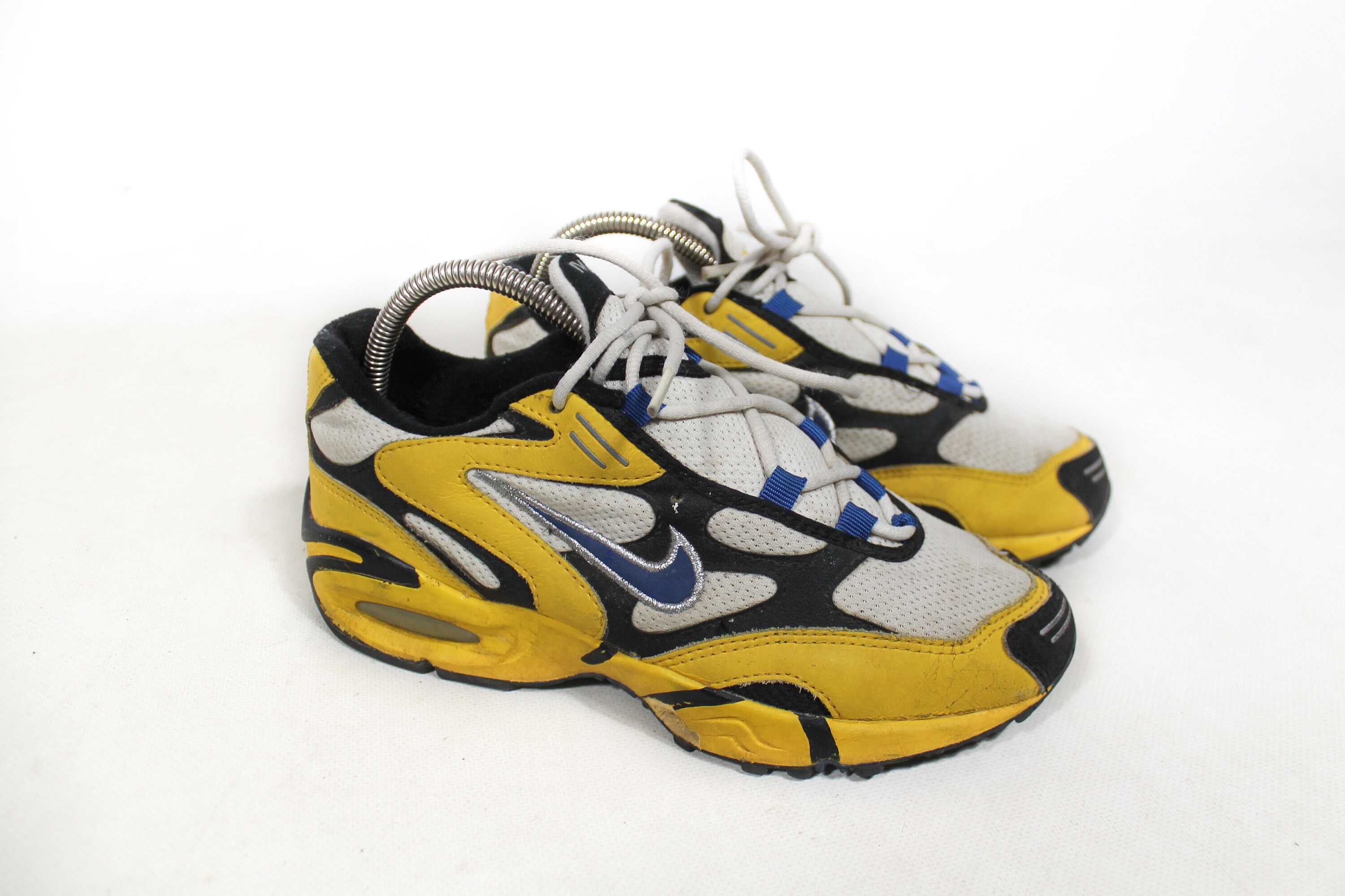 Perder la paciencia Tropezón Turbina Vintage Nike Air Max Triax Series Womens Shoes Yellow 1998 - Etsy