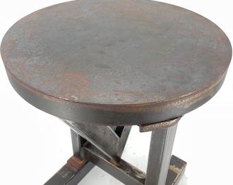 Industrial Couchtisch rund / Coffeetable / Beistelltisch / Design Tisch / Unikate / runder Metalltisch / Massiv