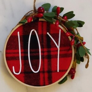 Embroidery Hoop Ornament (Joy)