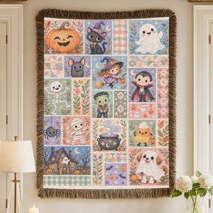Pastelkleurige Halloween geweven deken, patchwork plaid met spook en heks, wandtapijt met zwarte kat en pompoen