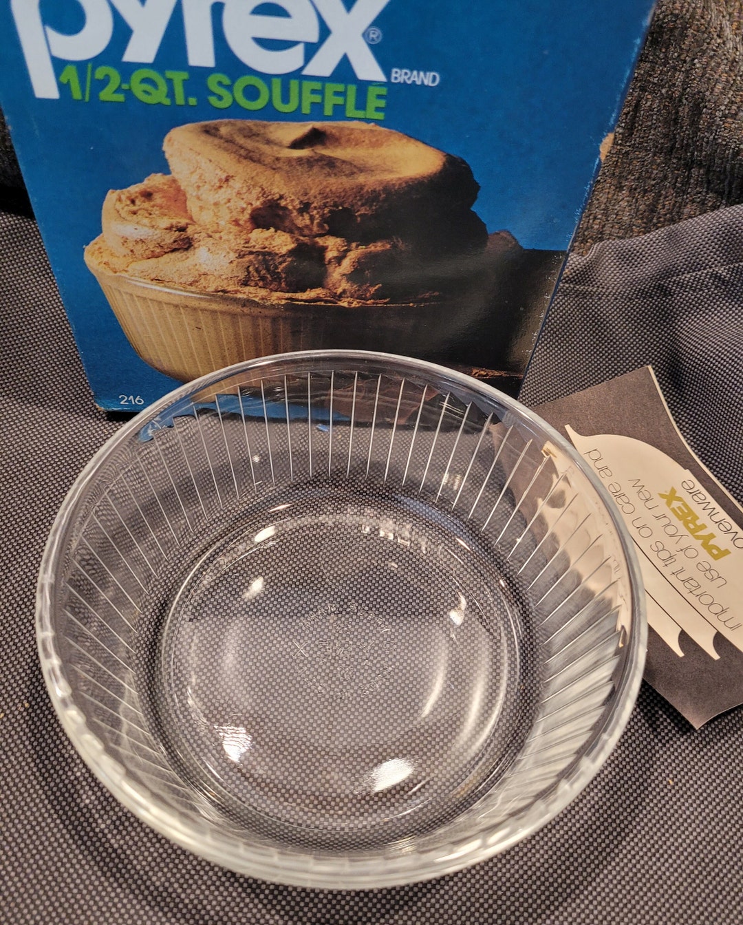 Vintage Pyrex Boxed 1/2 Quart Glass Souffle Dish Etsy