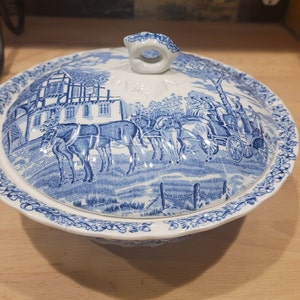 Myott Staffordshire Royal Mail (Blue) Round Covered Vegetable Bowl