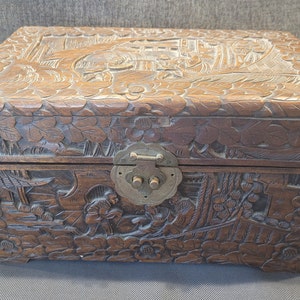 Beautiful Chinese Carved Camphor Wood Jewelry Box
