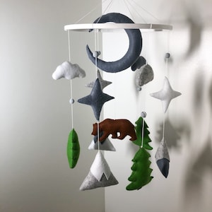 Felt baby mobile, Nature mobile, Forest mobile, Woodland mobile, California grizzly, Baby crib mobile, Grizzly bear mobile, Baby boy nursery